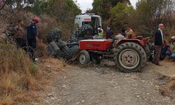 Tarla yolunda feci kaza: Traktör devrildi, 2 ölü