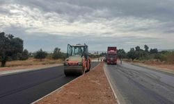 Aydın Büyükşehir, kent genelinde yol yapım ve yenileme çalışmalarını sürdürüyor
