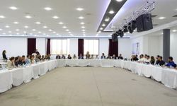 Başkan Gençay başkanlığında ilçe yönetimi ve belediye meclisi biraraya geldi