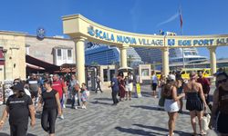 Dev kruvaziyerlerden Kuşadası'na sonbahar çıkarması