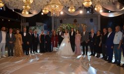 Didim’de görkemli düğün: Ali ile Elif dünya evine girdi