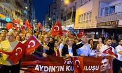 Efeler’de 7 Eylül coşkusu: Sokaklar marşlarla yankılandı