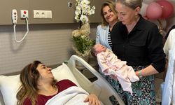 Genç çiftin isteğini geri çevirmedi : Kaymakam Kan, Hilal Bebek’in isim annesi oldu