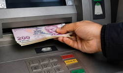 ATM’den para çekerken bu detaya dikkat: Kartın önce verilmesinin nedeni ortaya çıktı