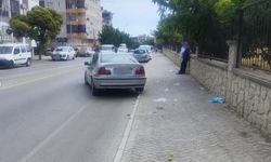 Didim’de feci kaza! : Kaldırımda yürüyordu, otomobil çarptı