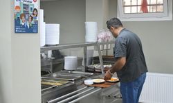 Kuşadası'nda dayanışma sofrasının adı; 'Kent Lokantası'