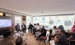 MHP Kuşadası teşkilatından Ülkü Ocakları'na ziyaret