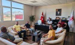 Tariş’te incir zirvesi: Çapakçıoğlu ve Kacar, üreticilerin sorunlarını konuştu