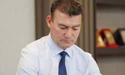 Ümmet Akın, siyasete çifte görevle döndü