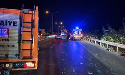 Nazilli'de ölümden döndüler: Otomobil parçalandı!