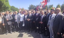 MHP Aydın’da kongre başladı: Heyet atlı birlik ve deveyle karşılandı