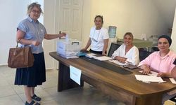 YENİ Parti Kuşadası'nda sandıklar delegeler için açıldı
