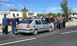 Karşıya geçmek isterken otomobilin çarptığı yaşlı adam hayatını kaybetti