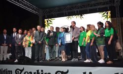 AK Partili Savaş Cengiz’den Başkan Gençay’a zeytin festivali tepkisi