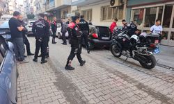 Aydın’da kız meselesi kavgası kanlı bitti! Cam kırığıyla arkadaşını yaraladı