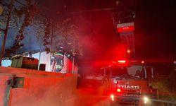 Nazilli’de hareketli gece: Sobadan çıkan yangın evi küle döndürdü
