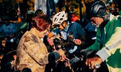 Didim BİFEST’e katılanlar eşsiz manzaralar eşliğinde pedal çevirdi