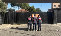 Efeler’de 7 yıl 4 ay hapis cezasıyla aranan hükümlü yakalandı