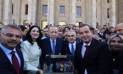 Efeler’den Erdoğan’a 'Efe Fesi'