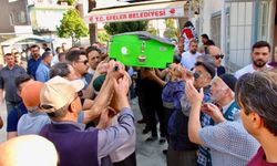 Fadime Akbal gözyaşlarıyla toprağa verildi.