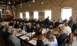Başkan Tetik, yemekte muhtarlarla bir araya geldi