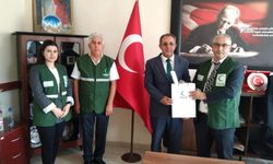 Yeşilay'dan İlçe Milli Eğitim Müdürü Yapıcı'ya ziyaret