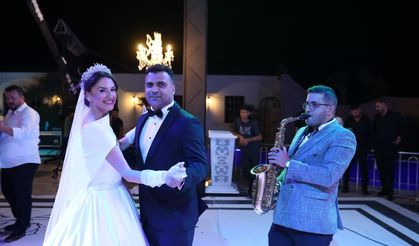 Özdemir ailesinin mutlu günü: Rüya gibi düğün