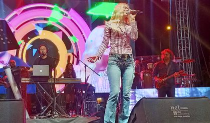 Aleyna Tilki İncirliova’yı salladı