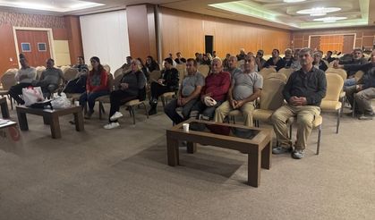 Kuşadası İlçe Sağlık Müdürlüğü'nün farkındalık eğitimleri sürüyor