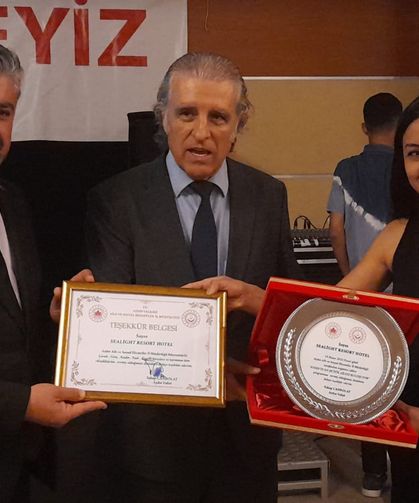 ''Biz Büyük Bir Aileyiz'' buluşması Kuşadası'nda gerçekleşti