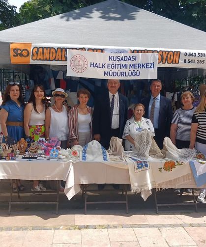 Kuşadalı kadınların el emekleri Aydın’da göz doldurdu