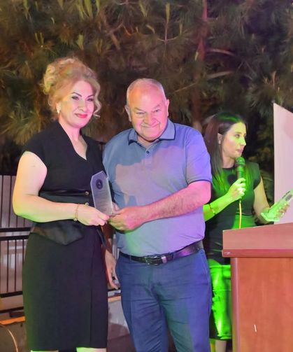 Nermin-Metin Akar'da mezuniyet heyecanı yaşandı