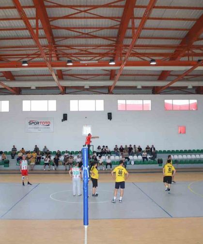 Voleybol turnuvasının şampiyonu belli oldu