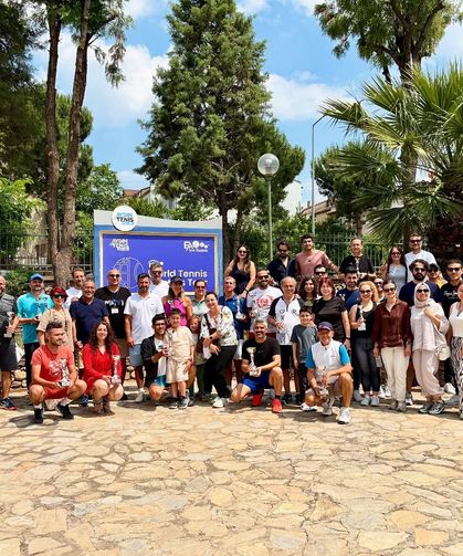 Aydın’daki uluslararası turnuva nefes kesti: Kupalarını aldılar