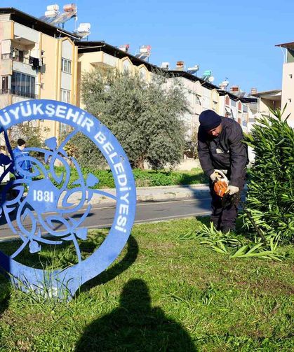 Aydın Büyükşehir’den Nazilli’de temizlik ve bakım çalışması