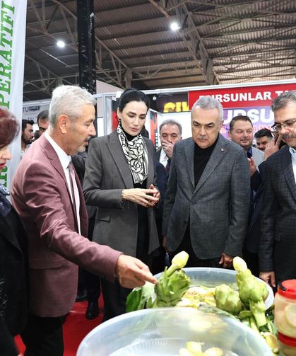 AK Parti Teşkilatı'ndan Aydın Tarım Fuarı’na ziyaret