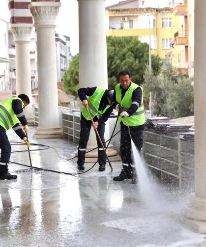 Didim’deki camilerde Ramazan öncesi temizlik çalışmaları yoğunlaştırıldı