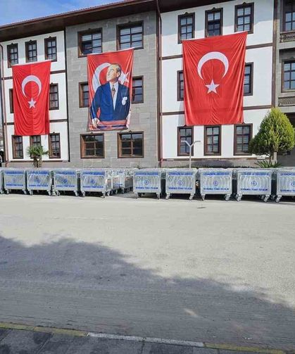 Germencik Belediyesi’nden çevre temizliğine 100 yeni çöp konteyneri