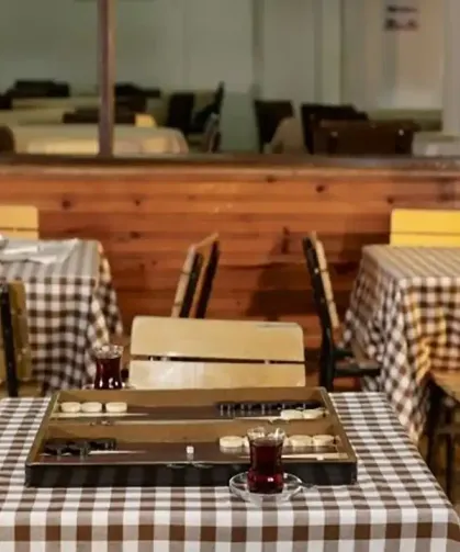 Kuşadası'nda kahvehanelerde 'Sahur' mesaisi başlıyor