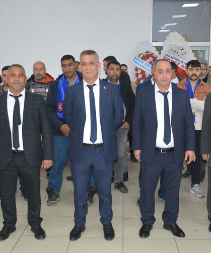 Rakiplerden Yasin Akdağ’a tebrik