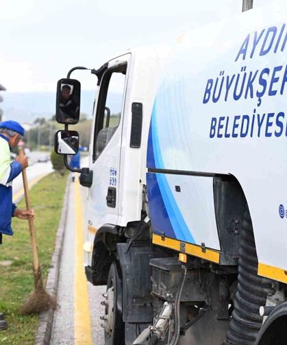 Aydın Büyükşehir Belediyesi’nin kent genelindeki çalışmaları sürüyor