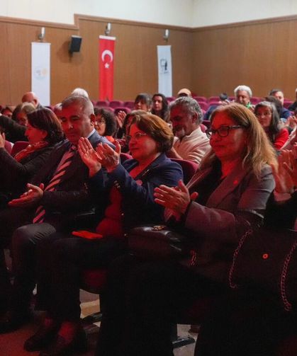 Didim CHP’den “Kuvayi Milliye Destanı” tiyatro gösterimi