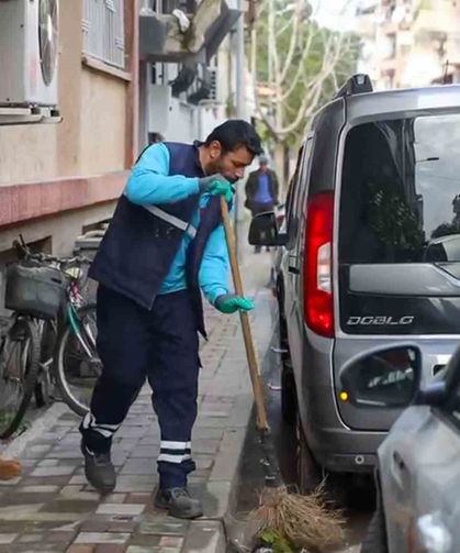 Efeler’den kapsamlı bayram temizliği