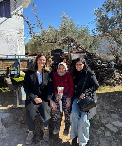 Karacasu'da CHP’li kadınlar gönüllere dokundu