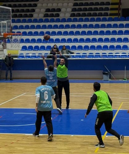 Genel Başkan, Aydın'da basketbol oynadı: Gençlere örnek oldular