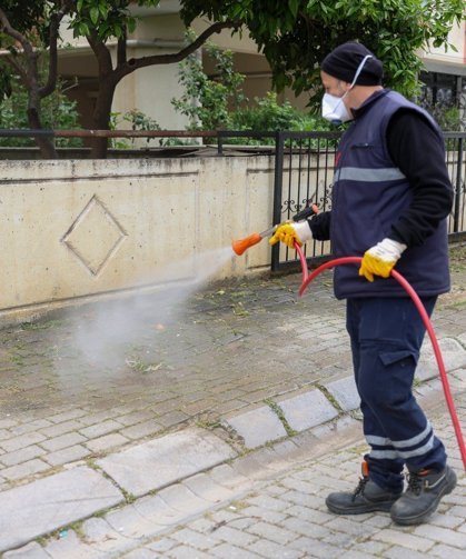 Efeler Belediyesi, halk sağlığı ve kent estetiği için çalışmalarını sürdürüyor