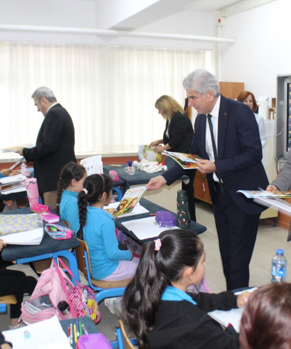 Kucaklaşma Zamanında “Kağıt Kalemle zeka oyunlar”ı projesi başladı