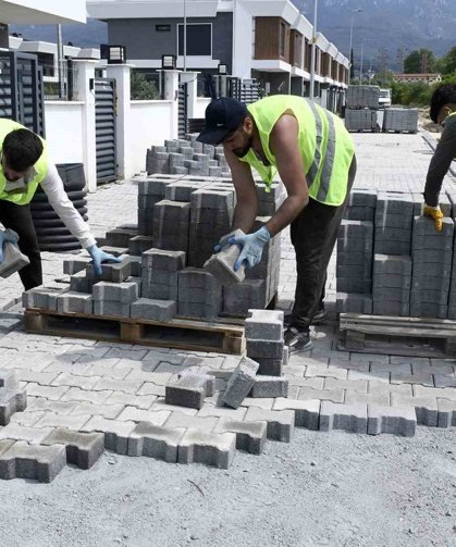 Kuşadası Belediyesi’nden Davutlar Mahallesi’ne kesintisiz hizmet