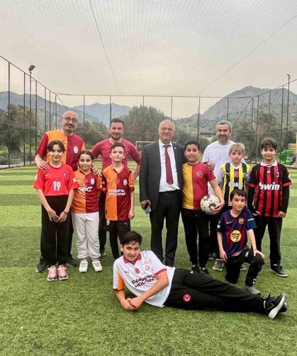 Sultanhisar Belediye Başkanı Yıldırımkaya: "Çocuklara telefon değil, fırsat verelim"