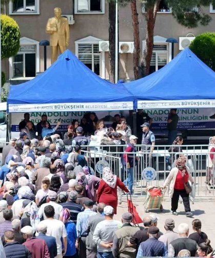 Ata tohumlarından üretilen fideler vatandaşlarla buluşuyor